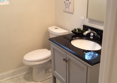 Home Staged Bathroom in Manayunk Philadelphia, PA